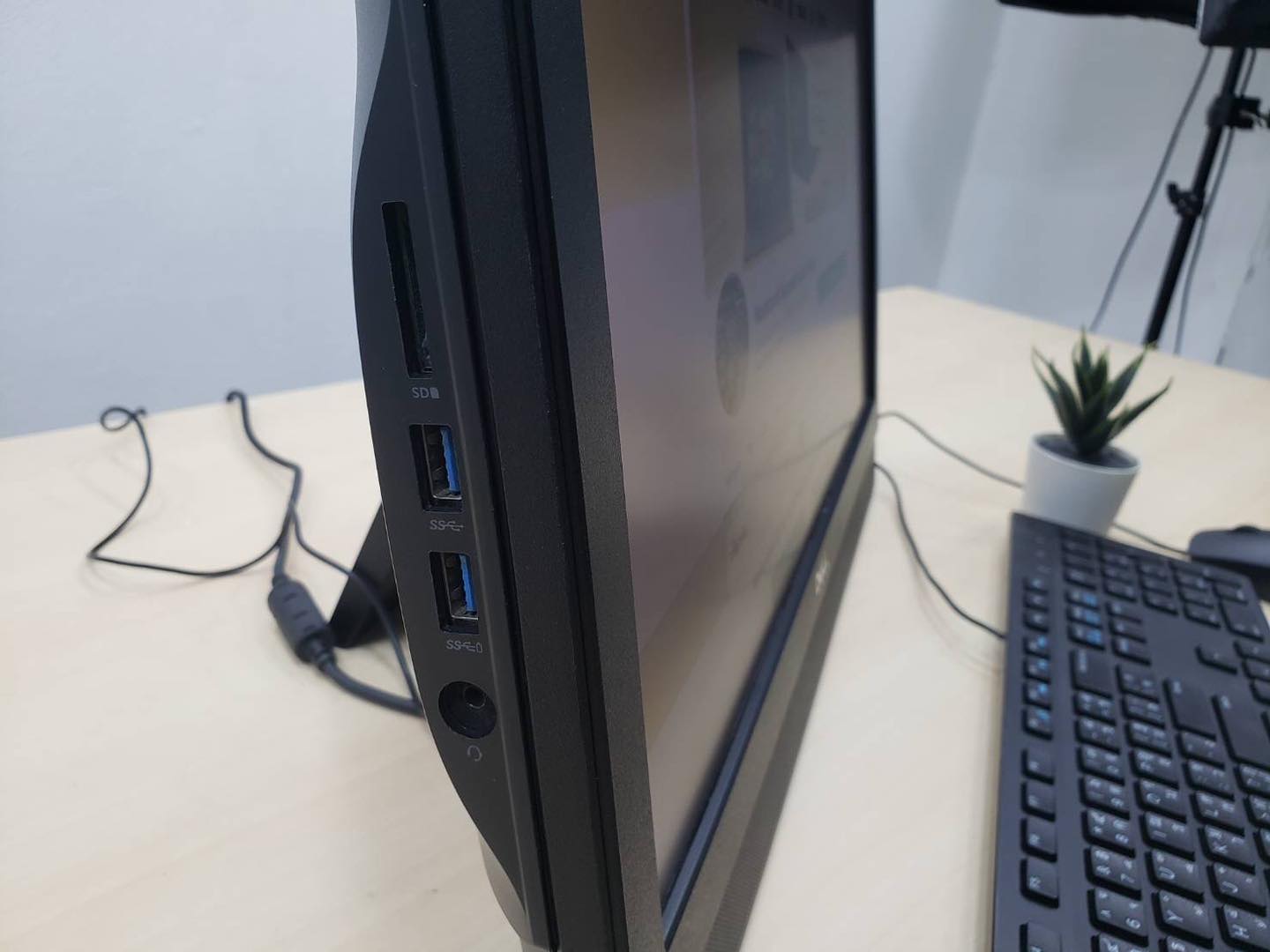 All In One Dell OptiPlex 3050 (i5-7500) - Image 7